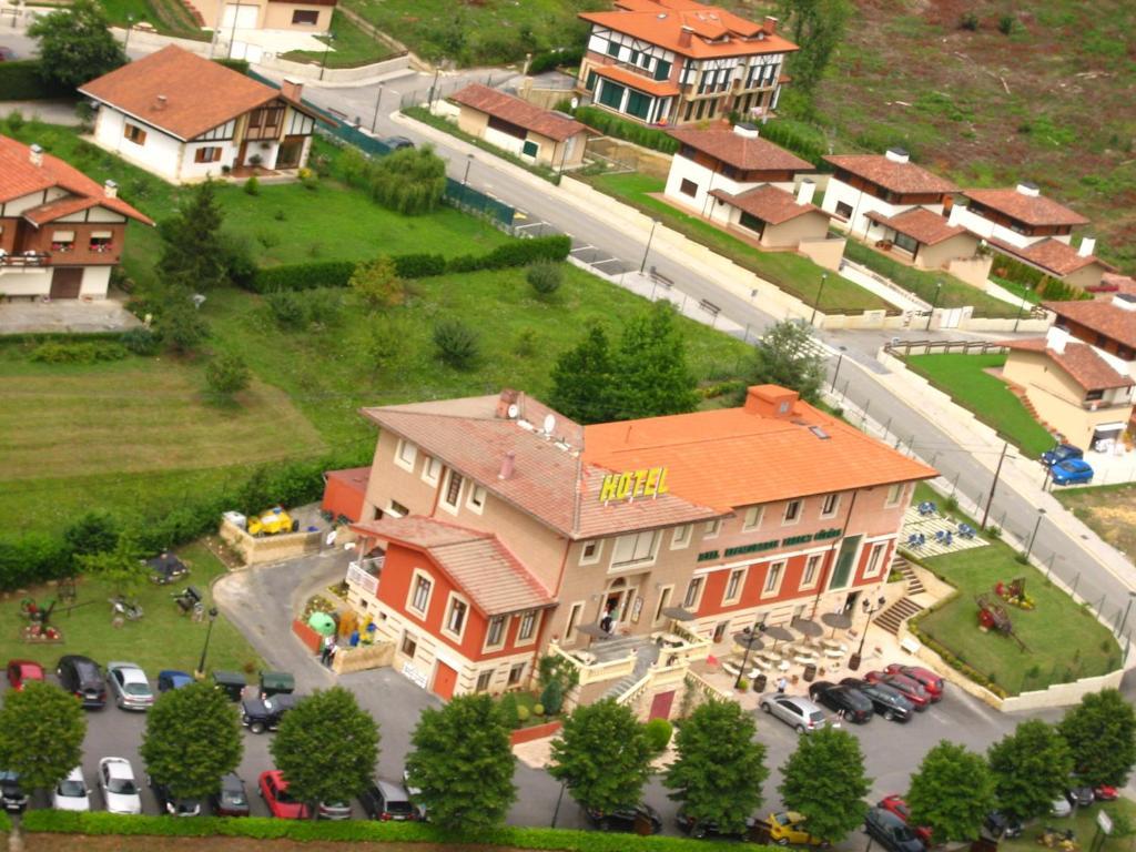 Hotel Erreka Güeñes Exterior foto